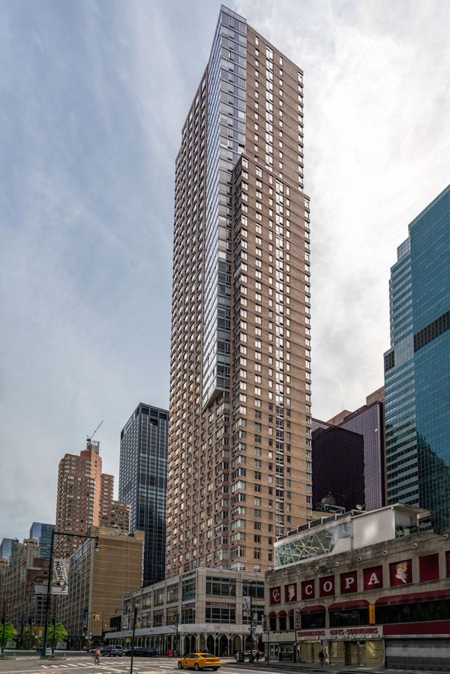 The Biltmore, 271 West 47th Street NYC - eFlow-CAR